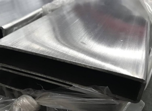 304不銹鋼管變形原因有哪些？